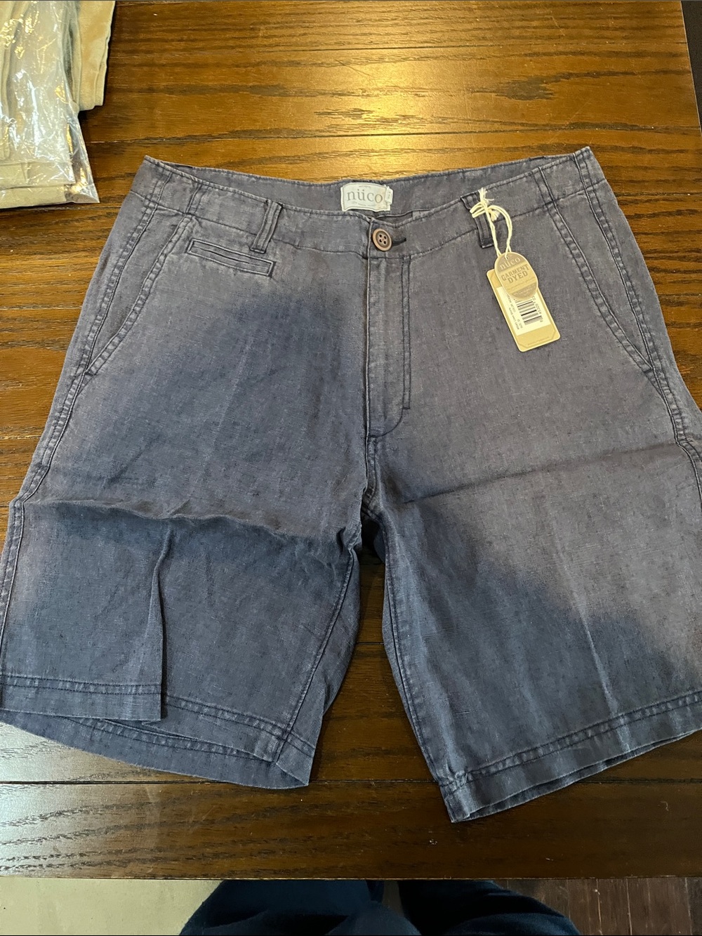 Nüco Men's Washed Navy Flat Front Shorts